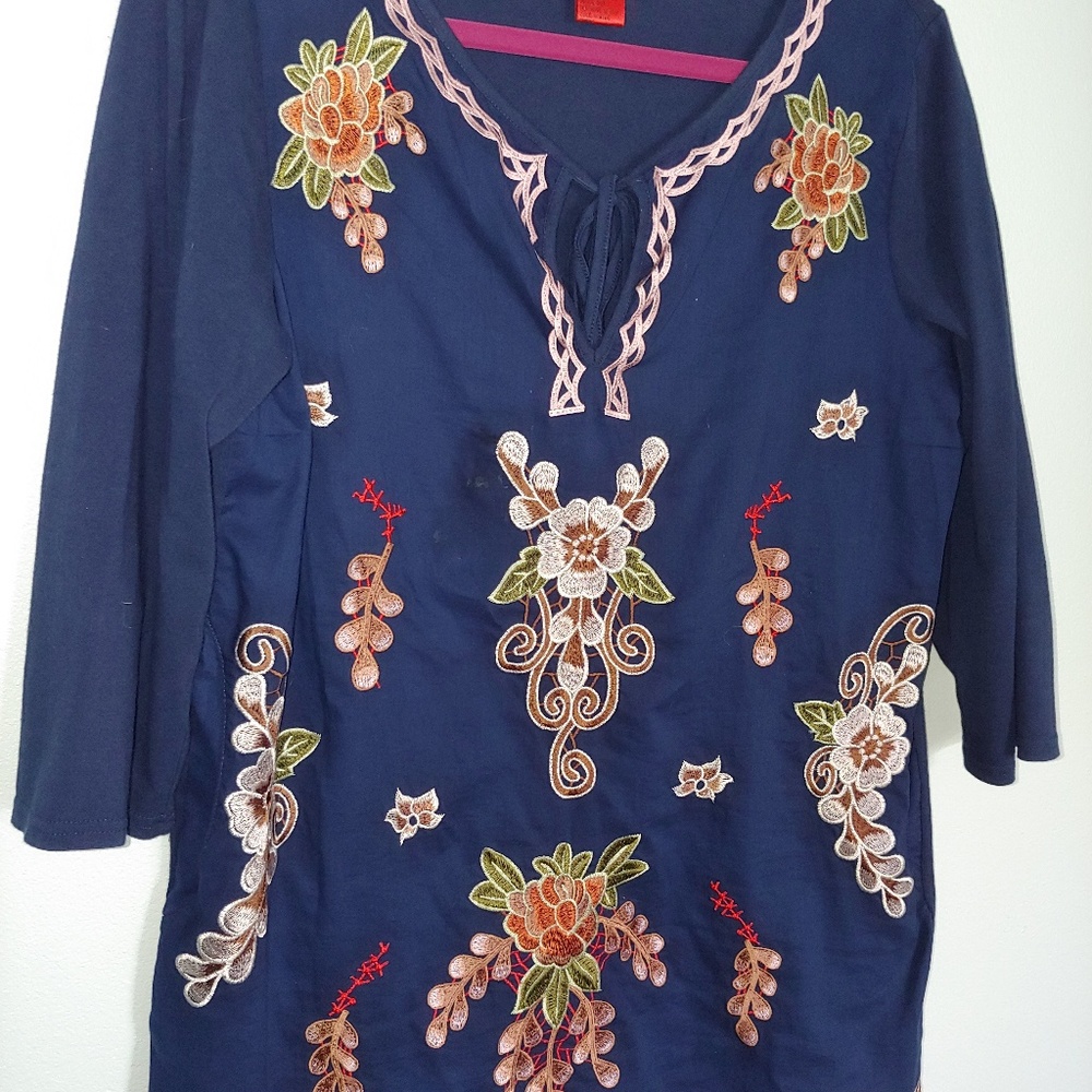 Navy cotton embroidered tunic size Medium